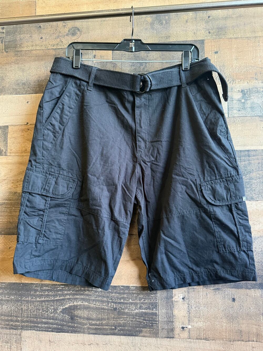 Ecko Unltd. Men's Black Ripstop Belted Cargo Shorts - (Size 36)